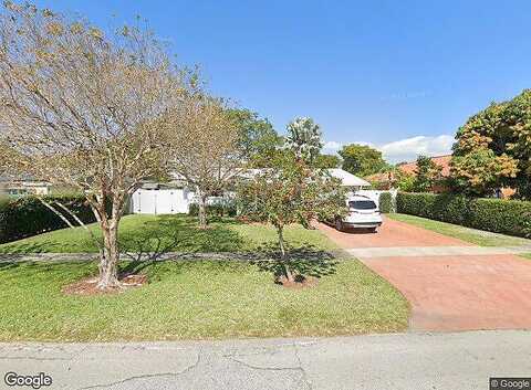 8Th, PEMBROKE PINES, FL 33023