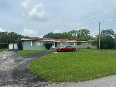 18Th, MIAMI GARDENS, FL 33056