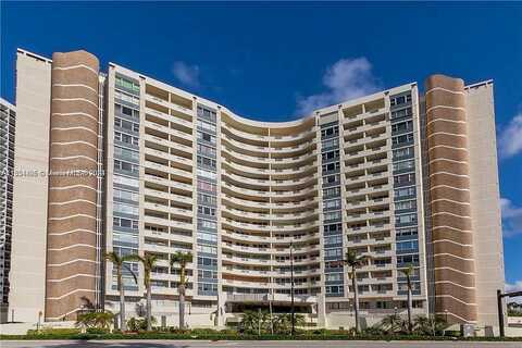 Ocean, HALLANDALE BEACH, FL 33009