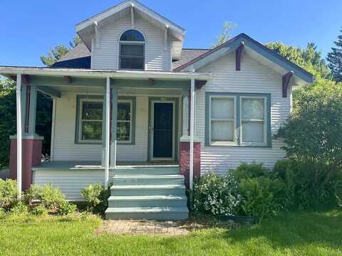 Water Street, IOLA, WI 54945