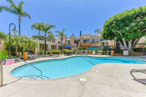 Le Parc, Lake Forest, CA 92630