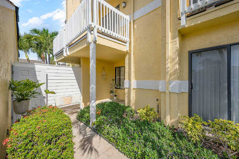 Lofts Drive #5, Melbourne, FL 32940