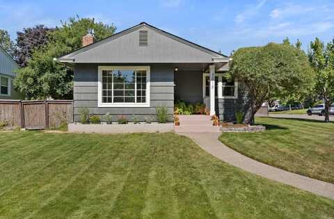 W Circle Pl, Spokane, WA 99206