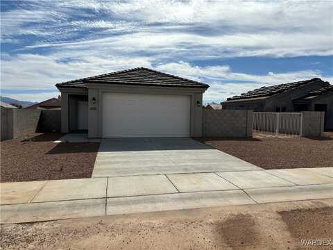 E Farm Crest Avenue, Kingman, AZ 86409