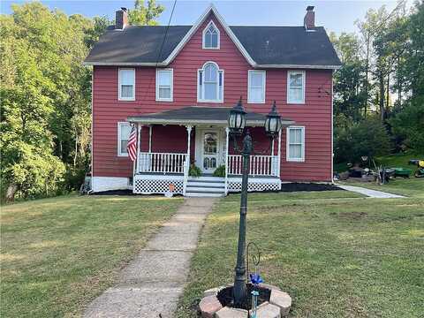 Ruble Dr, Uniontown, PA 15401