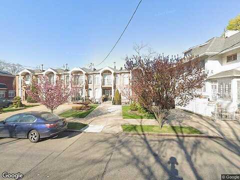 Ditmars, EAST ELMHURST, NY 11369