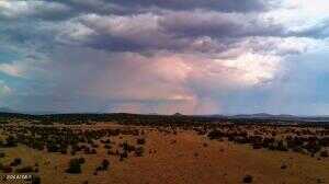 N Jackpot Ranch Road 87, Seligman, AZ 86337