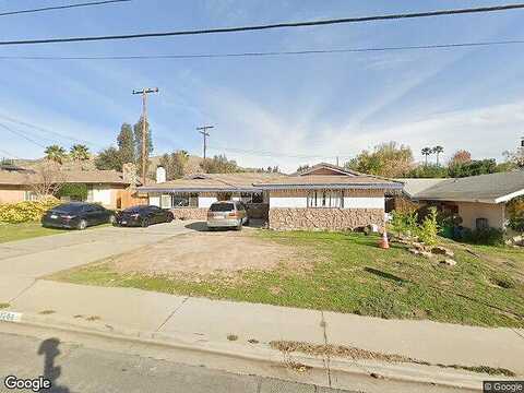 Davis, MORENO VALLEY, CA 92557