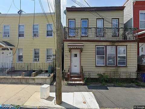 14Th, NORTH BERGEN, NJ 07047