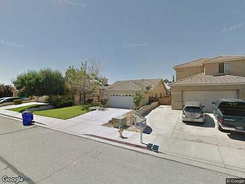 Half Moon, VICTORVILLE, CA 92392