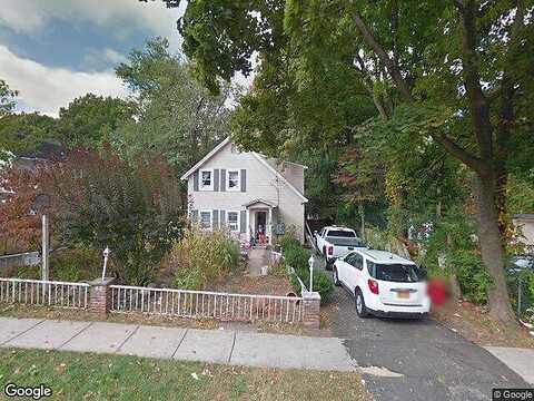 S Myrtle Ave, SPRING VALLEY, NY 10977