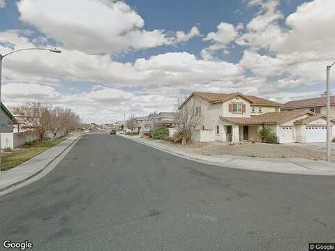 Avenue S4, PALMDALE, CA 93550