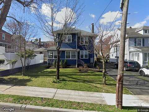 Crescent, LEONIA, NJ 07605