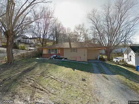 Cove, JACKSBORO, TN 37757