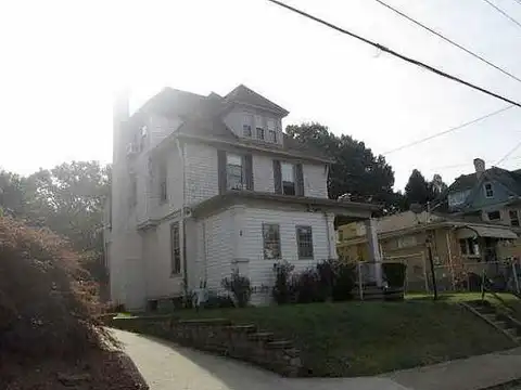 Freeport, NEW KENSINGTON, PA 15068