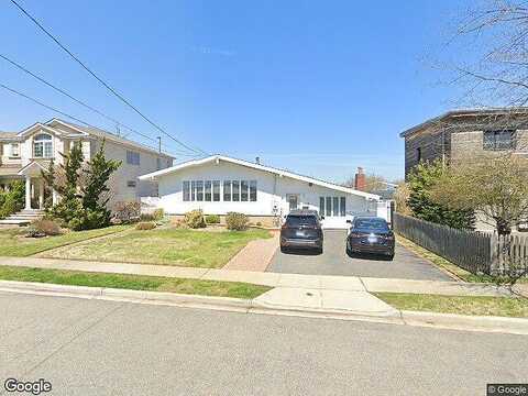 Belmill, BELLMORE, NY 11710