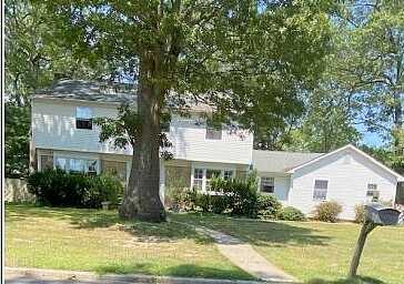 Whitmore, CORAM, NY 11727