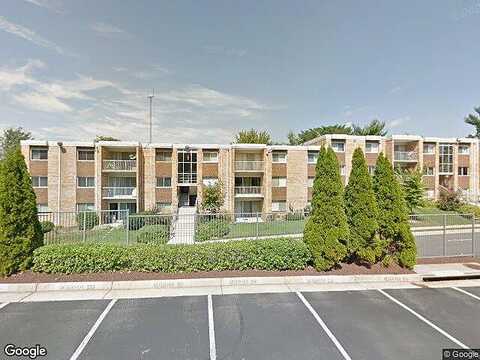 Kings Chapel Rd Apt 8, FALLS CHURCH, VA 22042