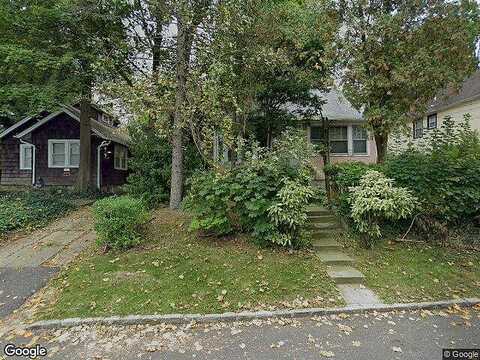 Van Nostrand, GREAT NECK, NY 11024