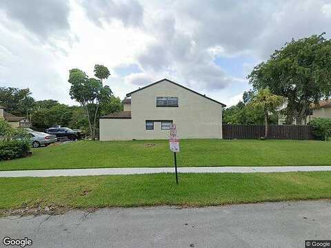 75Th, LAUDERHILL, FL 33319