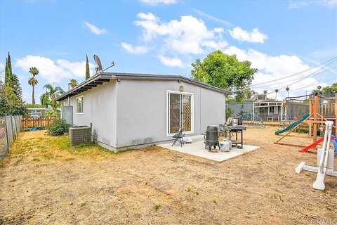 Mckenzie, RIVERSIDE, CA 92503