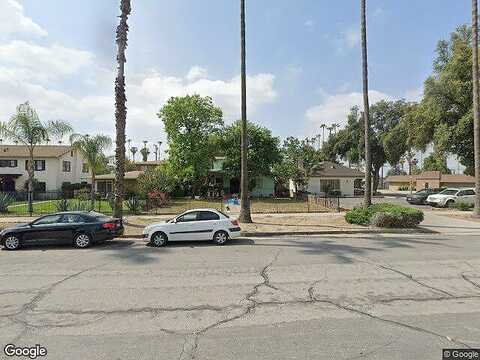 17Th, SAN BERNARDINO, CA 92405