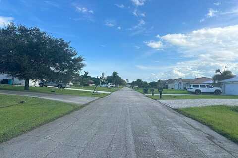 Kakopo, PORT SAINT LUCIE, FL 34953