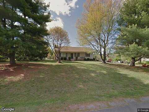 Mccammon, MARYVILLE, TN 37804