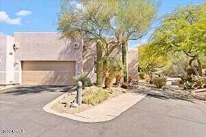 E Hum Road 16, Carefree, AZ 85377