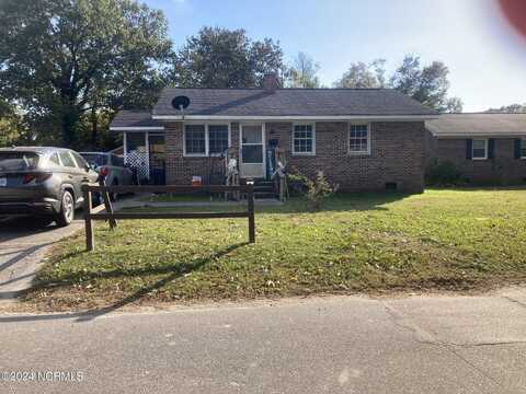 121 W Hicks Street, Edenton, NC 27932