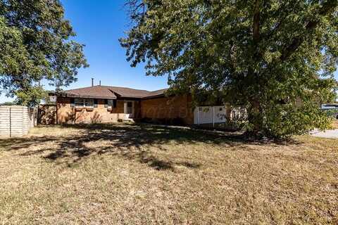 505 Overland Trail, Fritch, TX 79036