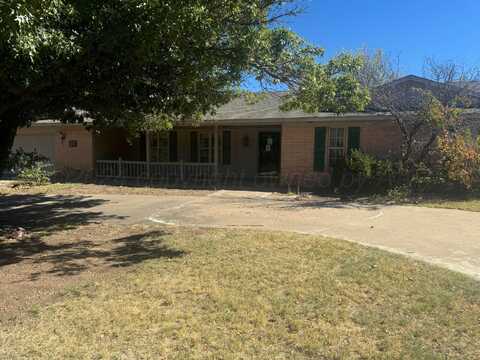 801 Skyline Drive, Borger, TX 79007