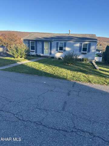 1915 Grant Avenue, Altoona, PA 16602