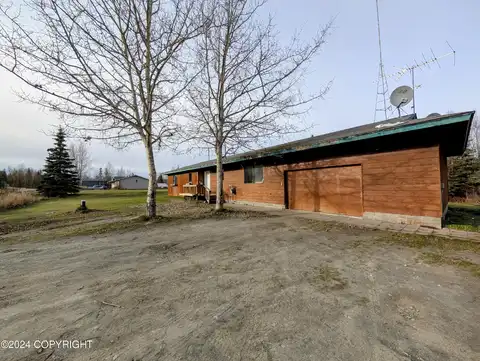 48390 Independence Avenue, Soldotna, AK 99669