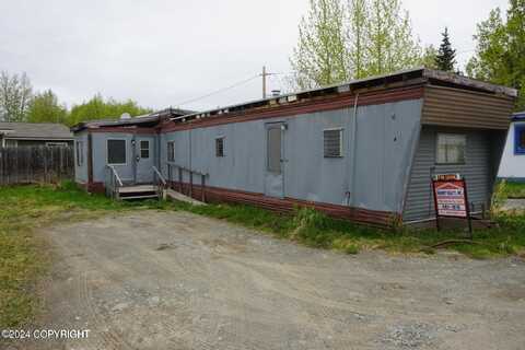 2605 E 50th Avenue, Anchorage, AK 99507