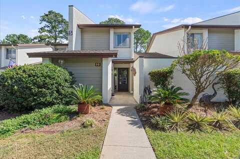 5 Marsh Harbor Drive, Beaufort, SC 29906