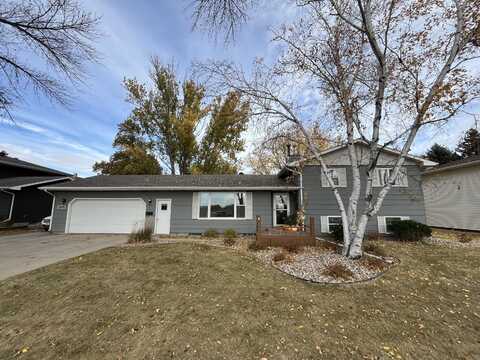 1021 NE 15th Avenue, Aberdeen, SD 57401