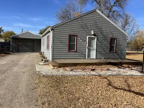 3413 N 8th Avenue, Sioux Falls, SD 57104