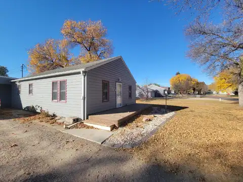 3413 N 8th Avenue, Sioux Falls, SD 57104