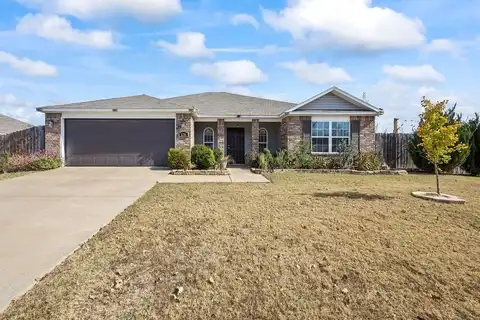 1256 S Splash DR, Fayetteville, AR 72701