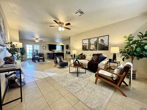 2943 S 27 DR, Yuma, AZ 85364