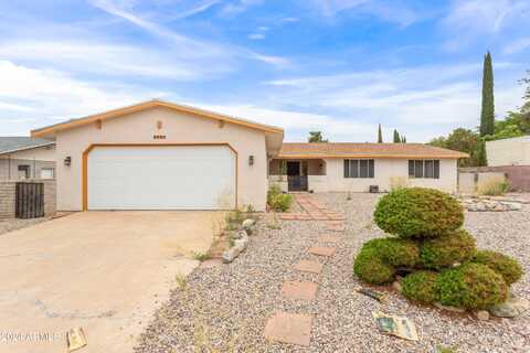 4401 MONARCH Drive, Sierra Vista, AZ 85635