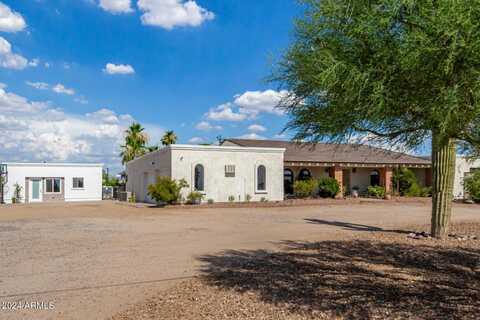 2107 N SOSSAMAN Road, Mesa, AZ 85207