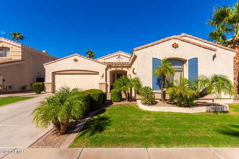 662 W HONEYSUCKLE Drive, Chandler, AZ 85248