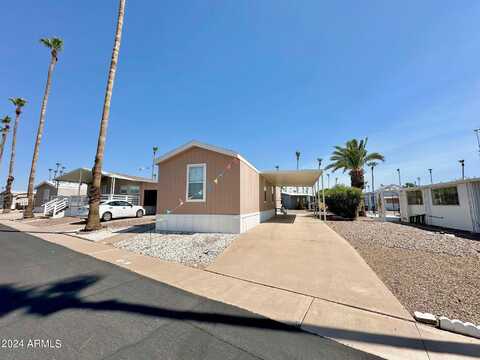 303 S Recker Road, Mesa, AZ 85206