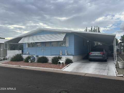 300 S Val Vista Drive, Mesa, AZ 85204