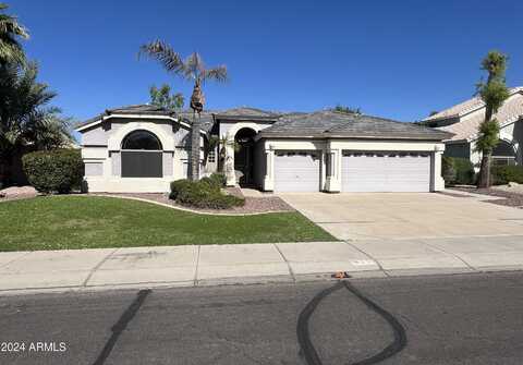 732 W MERRILL Avenue, Gilbert, AZ 85233