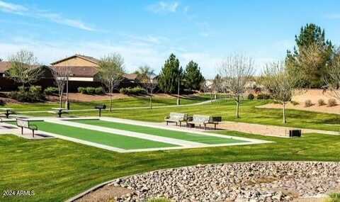 901 W WITT Avenue, Queen Creek, AZ 85140
