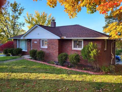 1327 Robinwood, Clarion, PA 16214