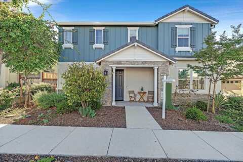 288 Staircase Falls Cmn, Fremont, CA 94539